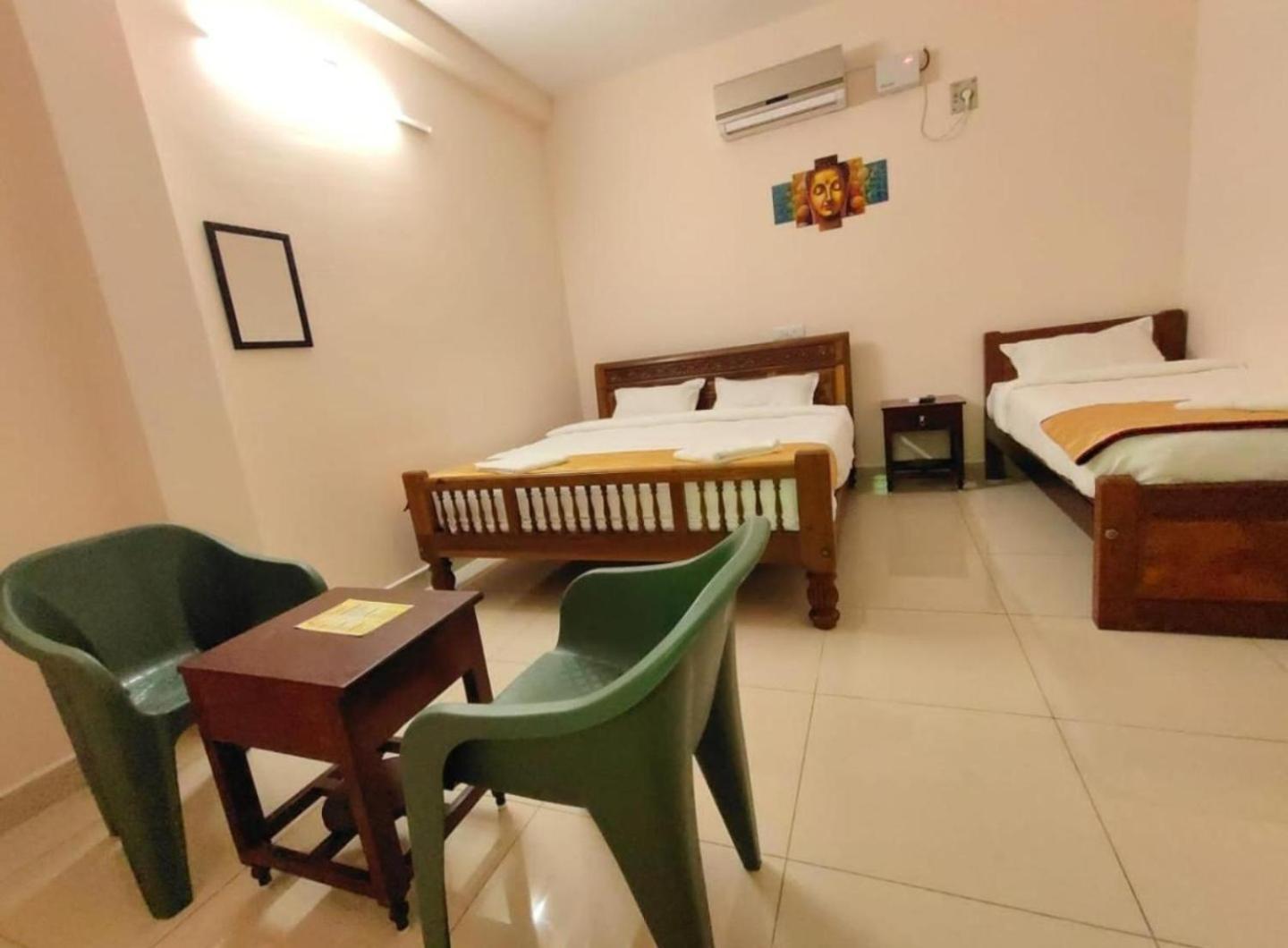 Township Residency Inn Пондичери Екстериор снимка