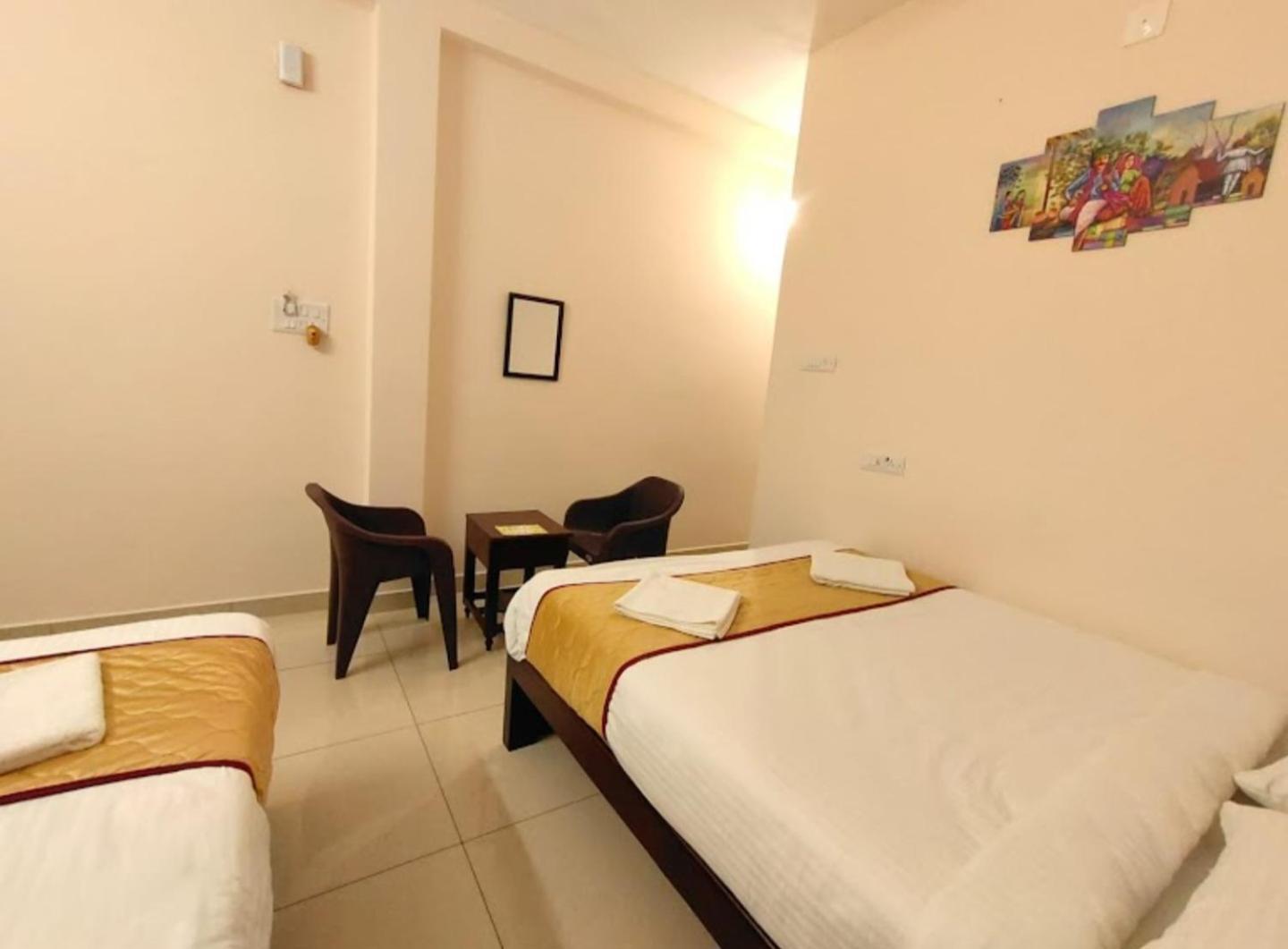 Township Residency Inn Пондичери Екстериор снимка