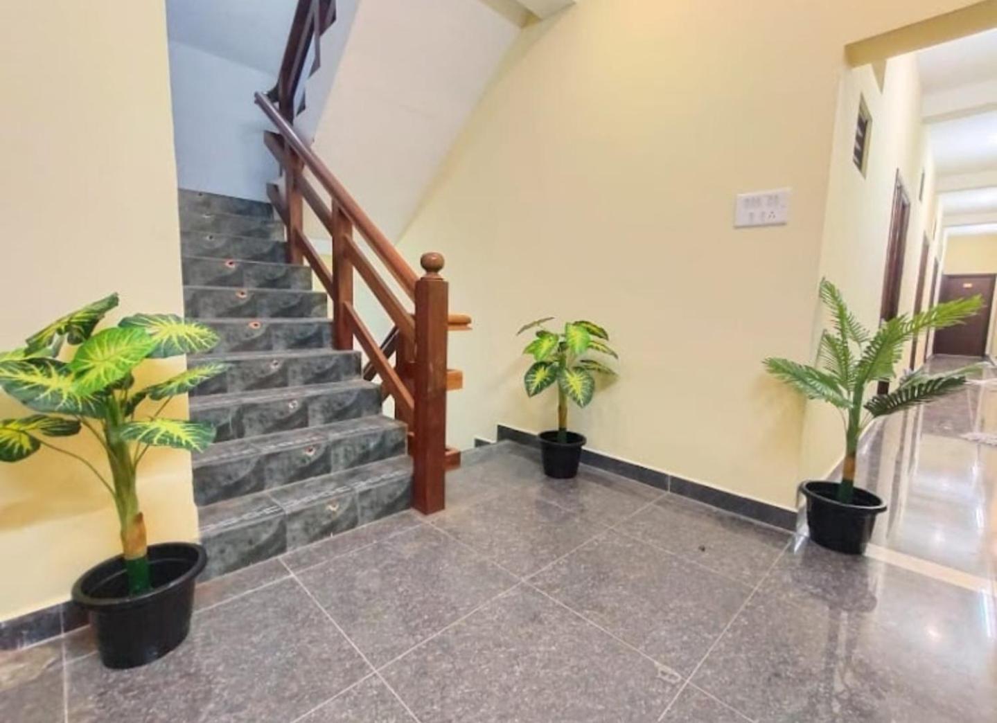 Township Residency Inn Пондичери Екстериор снимка